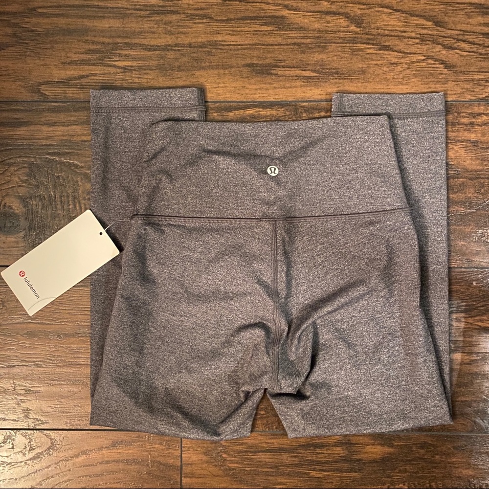 Lululemon cropped HR leggings grey